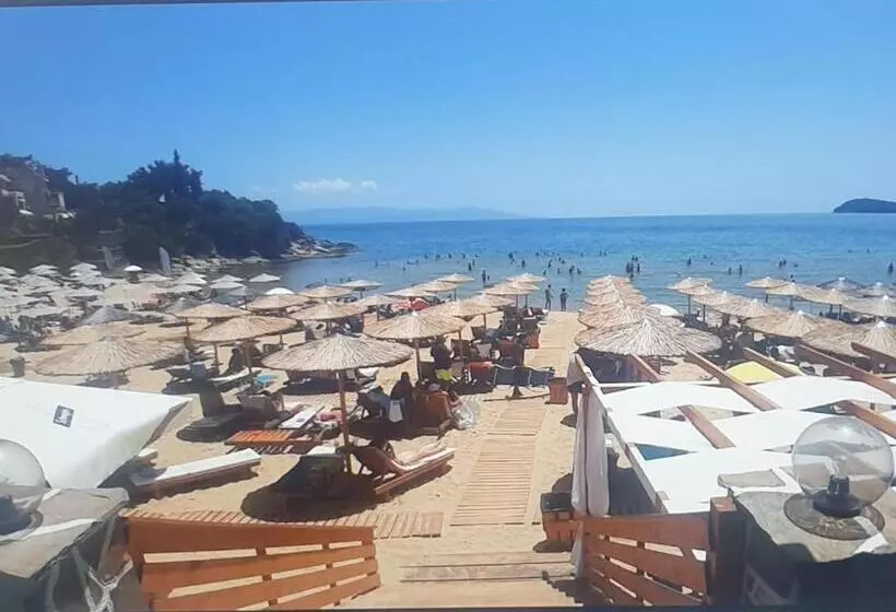 هتل Villa Nickolas