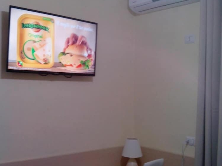 پانسیون Guest House Hola Roma