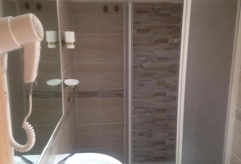 پانسیون Guest House Hola Roma