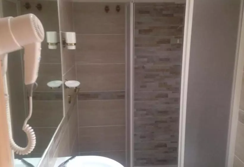 پانسیون Guest House Hola Roma