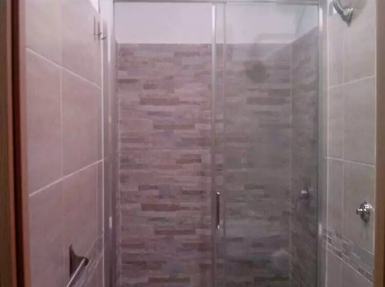 پانسیون Guest House Hola Roma