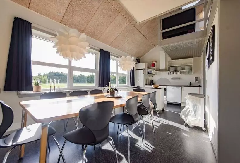 Majatalo Knaplund Destillery