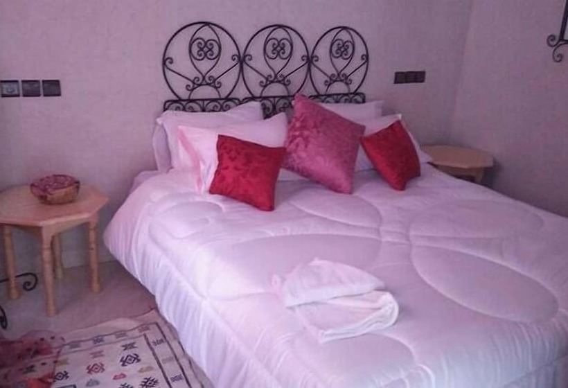 بنسيون Restaurant Dar Al Madina