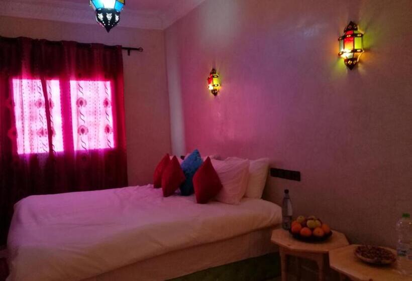 بنسيون Restaurant Dar Al Madina