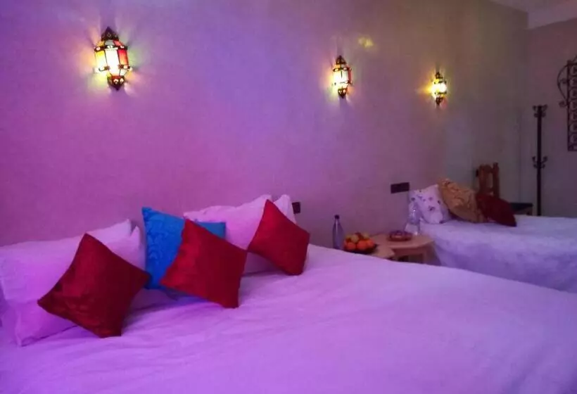 پانسیون Restaurant Dar Al Madina