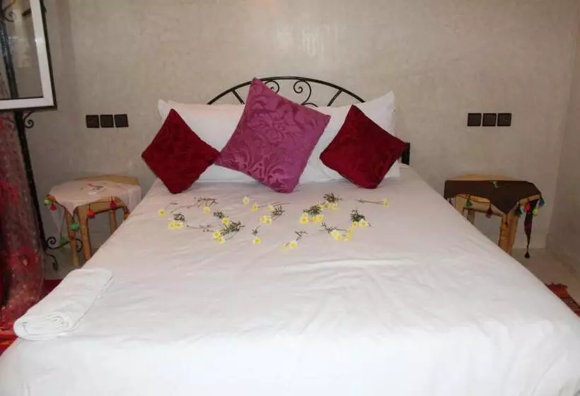 پانسیون Restaurant Dar Al Madina