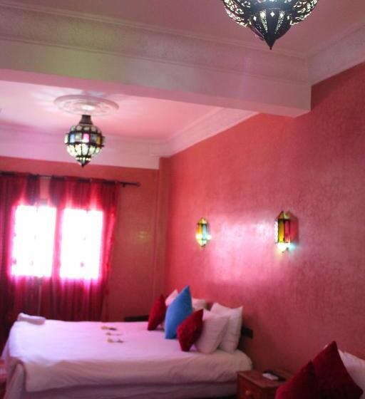 بنسيون Restaurant Dar Al Madina