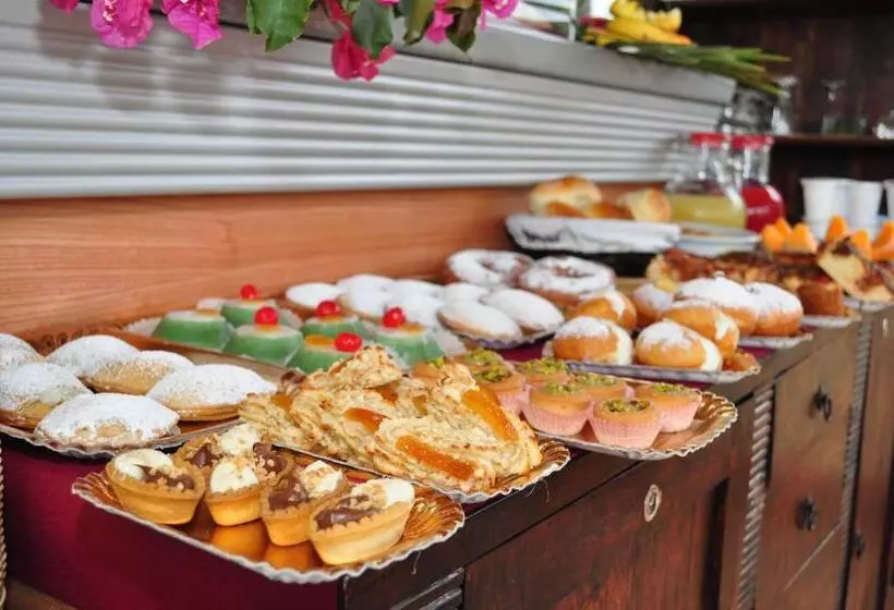 Majatalo Rooms And Breakfast Zefiro