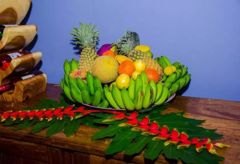 پانسیون Villa Rafia