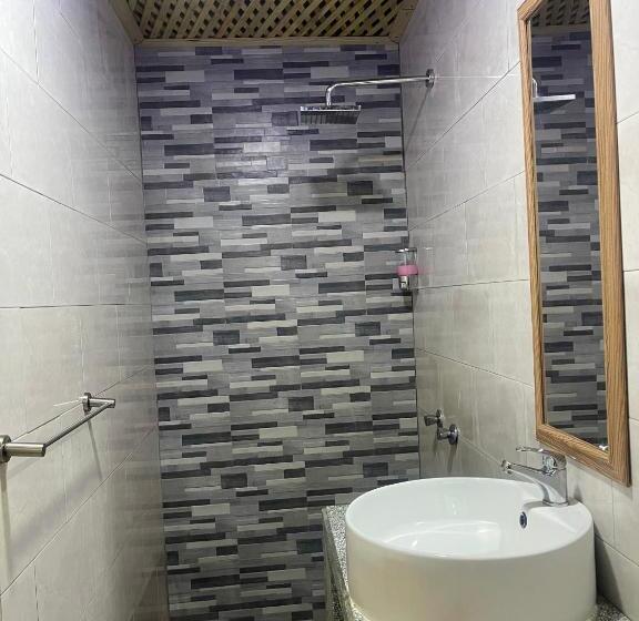 پانسیون Villa Rafia