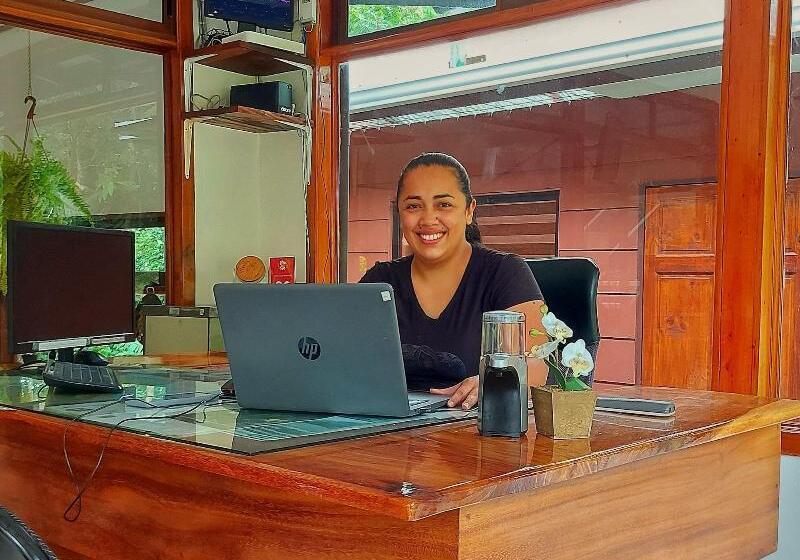 هتل Dreams Lodge Monteverde