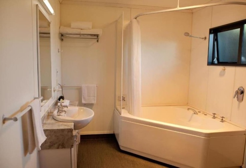 בית מלון כפרי Grove Park Motor Lodge