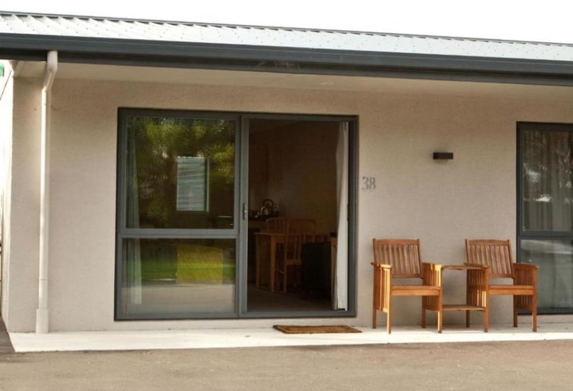 בית מלון כפרי Grove Park Motor Lodge