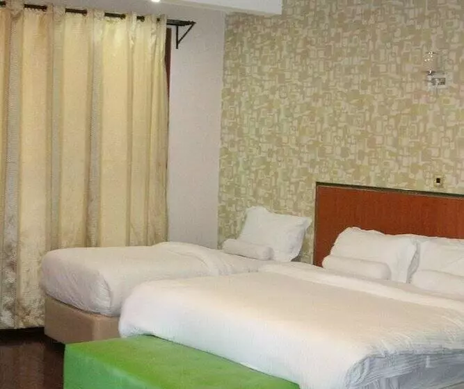 هتل Misty Mountain Lodge