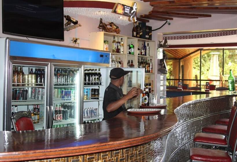 هتل Misty Mountain Lodge