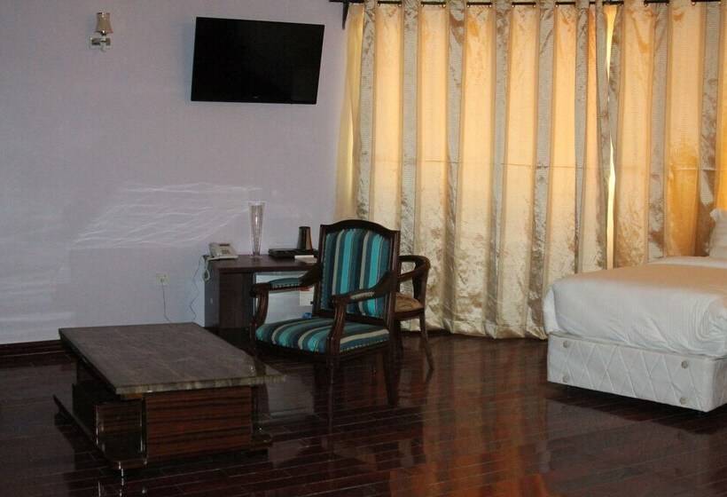 هتل Misty Mountain Lodge