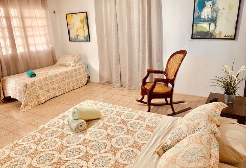 هتل The Hill Inn At Arecibo 681 Ocean Drive