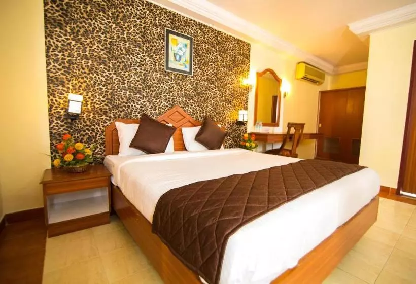 Hotelli Super Townhouse Mysore Central Formerly Olive Star