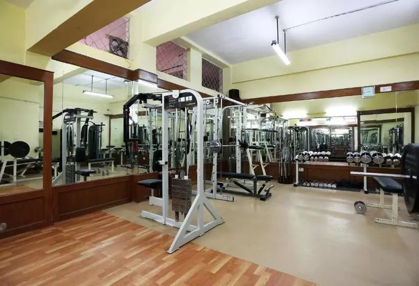 Hotelli Super Townhouse Mysore Central Formerly Olive Star