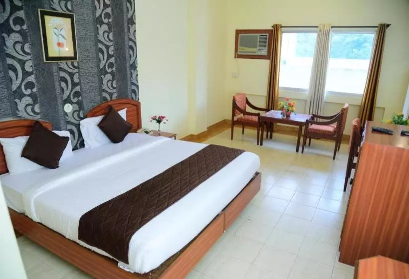 Hotelli Super Townhouse Mysore Central Formerly Olive Star