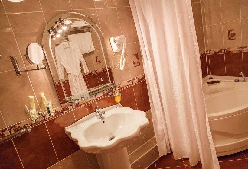 Mercury Hotel Complex