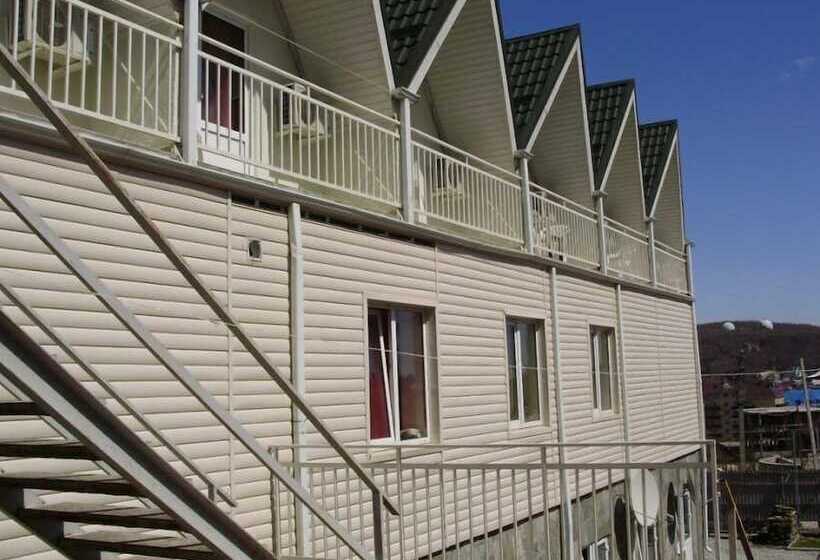 پانسیون Guest House Vesta