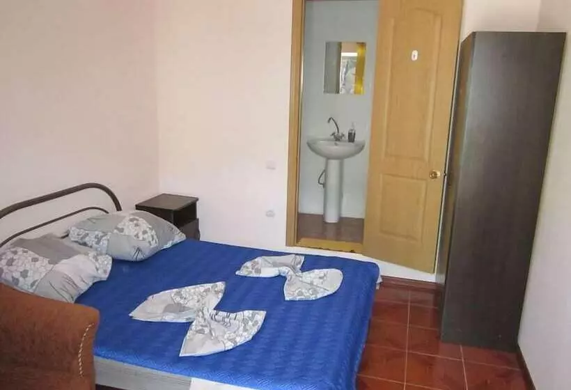 پانسیون Guest House Vesta