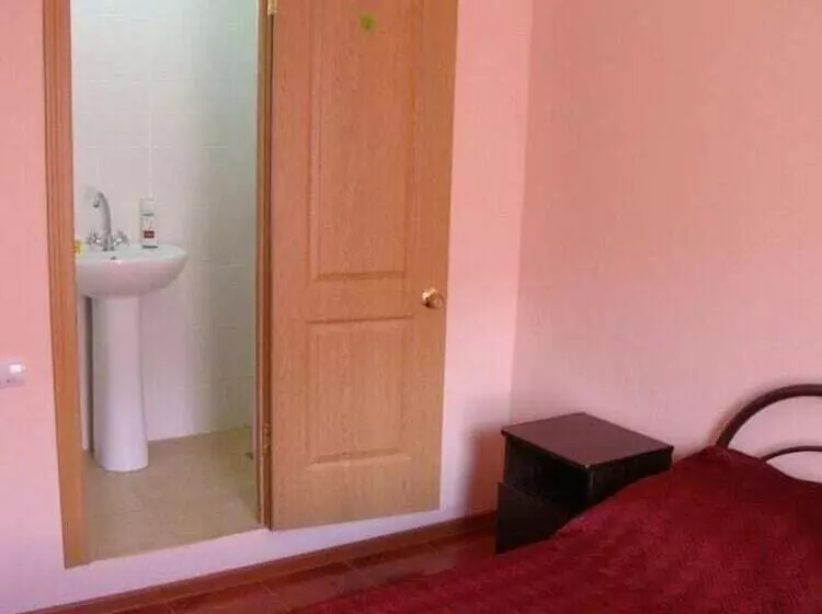 پانسیون Guest House Vesta