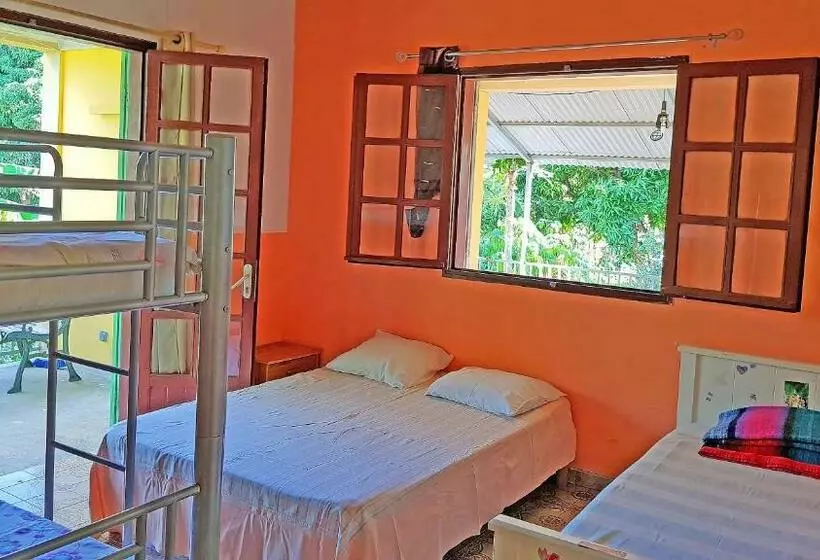 پانسیون Gite Hotel La Caz Des Orangers