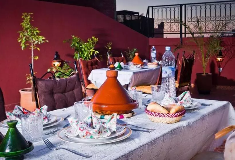 Riad Des Nations