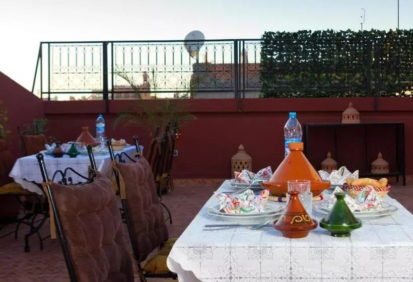Riad Des Nations