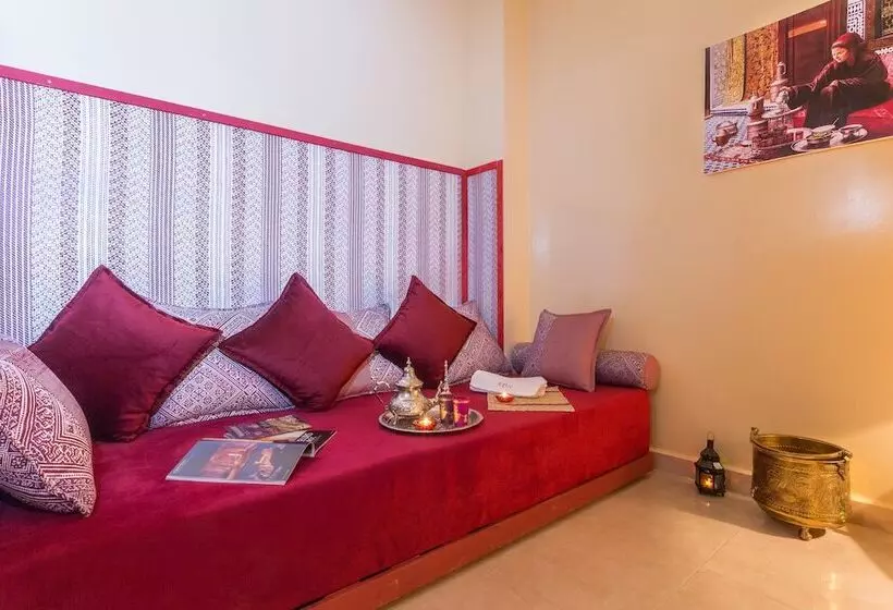 Riad Des Nations