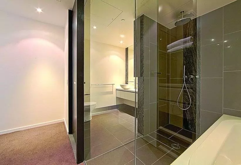 The Apartments 403 Canberra City Act