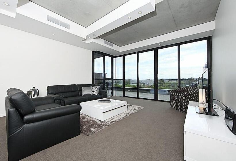 The Apartments 403 Canberra City Act