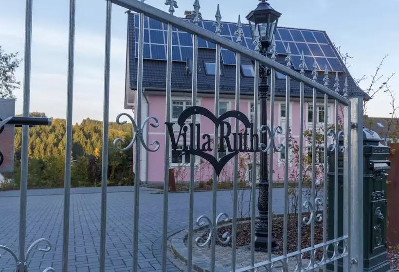Villa Ruth