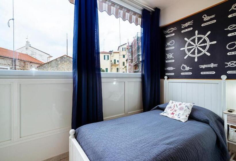 6 In Centro Guest House