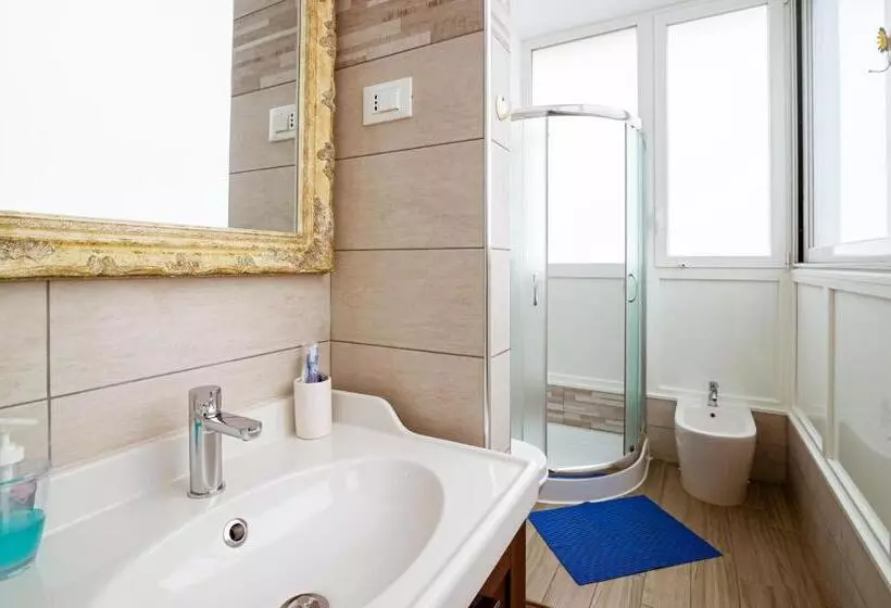 6 In Centro Guest House
