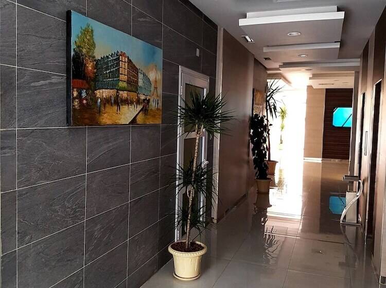 Al Muhanna Plaza Luxury Plus