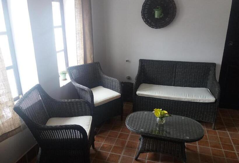 Hospedaje Venka Urubamba Hostel