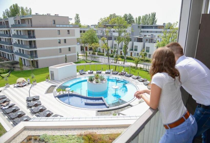 Aura Hotel   Adults Only