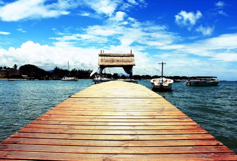 Beach Paradise Villas