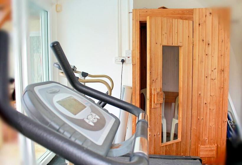 Beach Paradise Villas