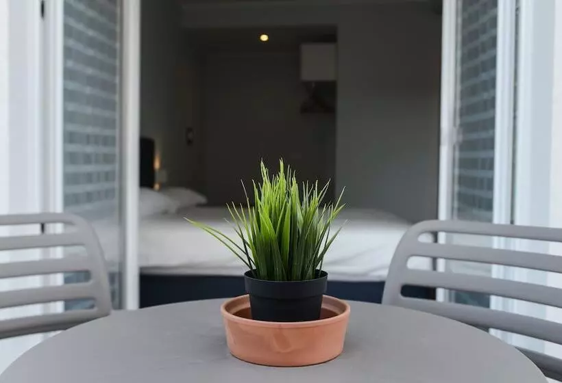 تختخواب و صبحانه Cufà