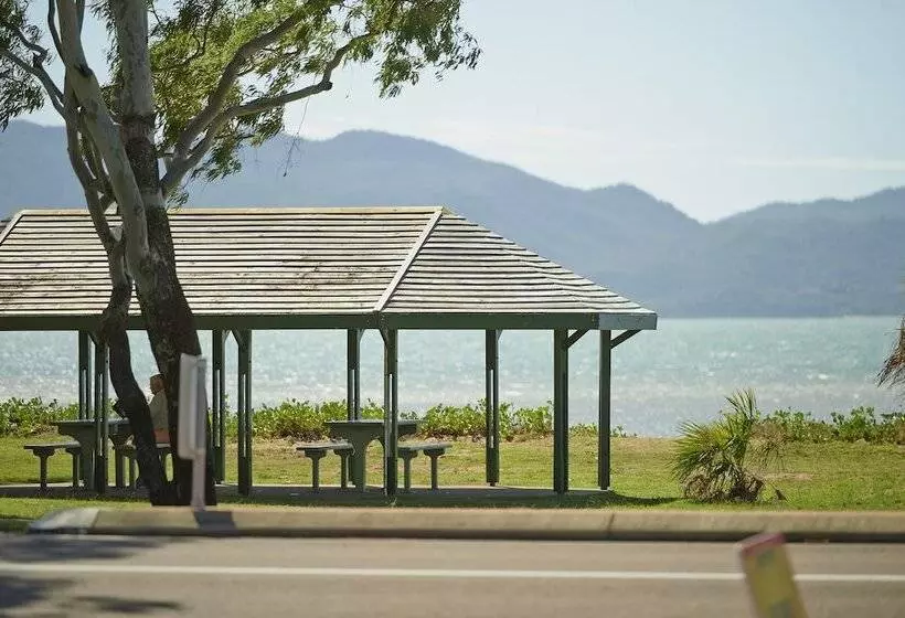 Big4 Tasman Holiday Parks  Rowes Bay