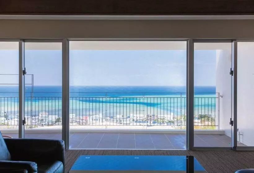 Condominium T Room