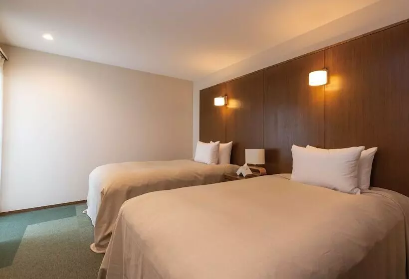Condominium T Room