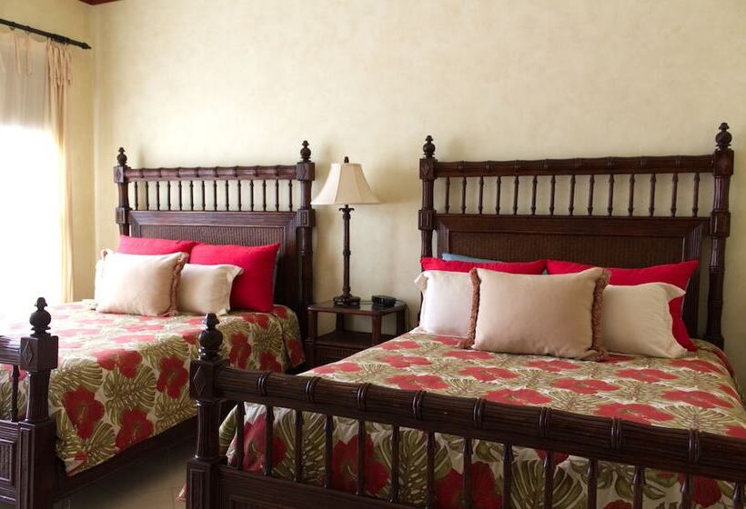 Cr Luxury Los Sueños Condos