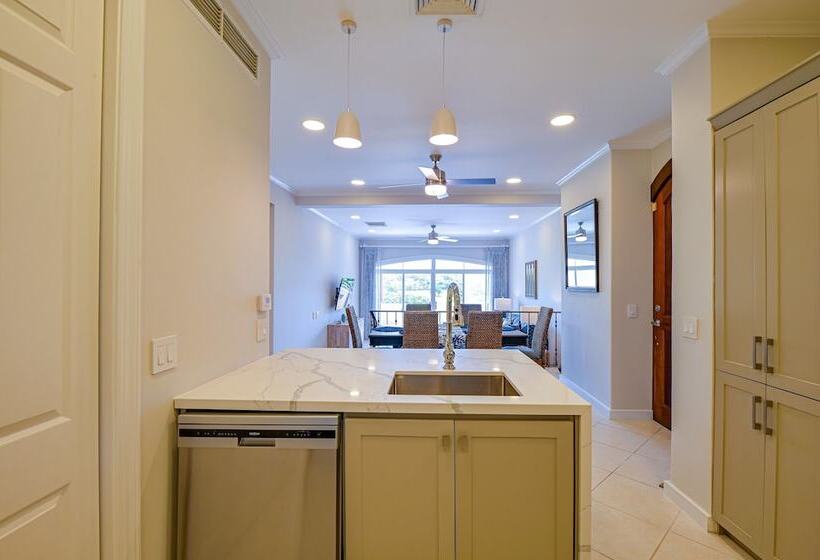 Cr Luxury Los Sueños Condos