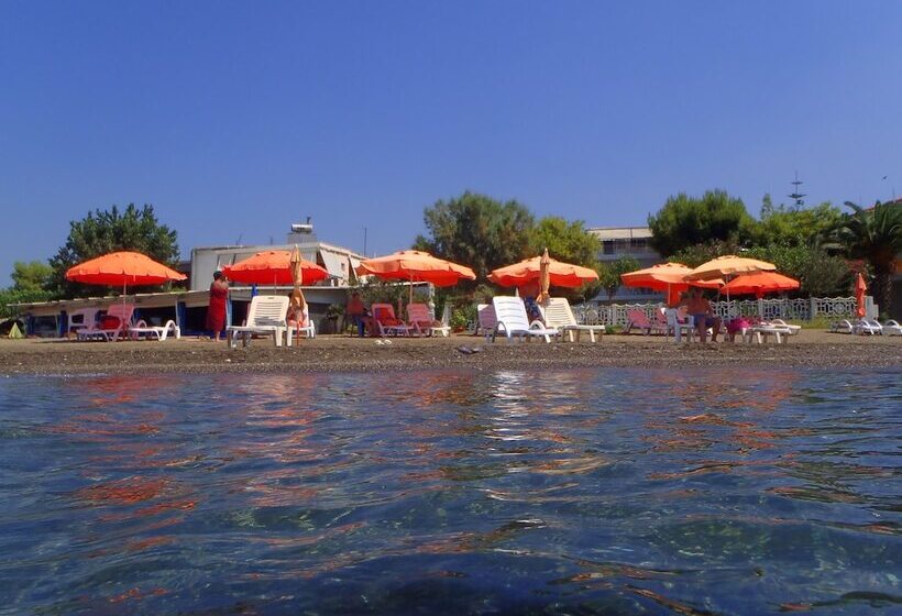 Hotel Pansion Akrogiali