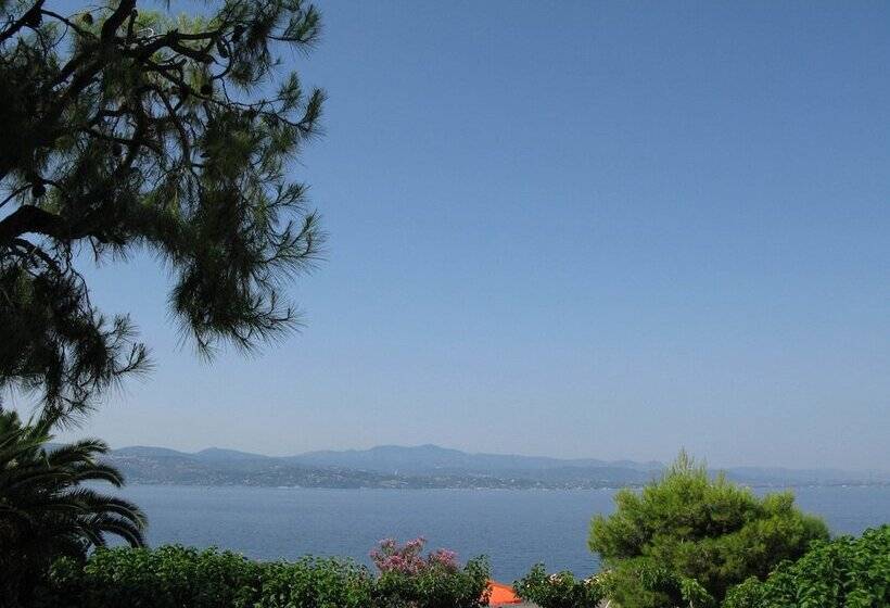 Hotel Pansion Akrogiali